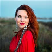 Flauta, piano y lenguaje musical con Yulia Bonny. Presidenta de M&H. Torrevieja/Alicante